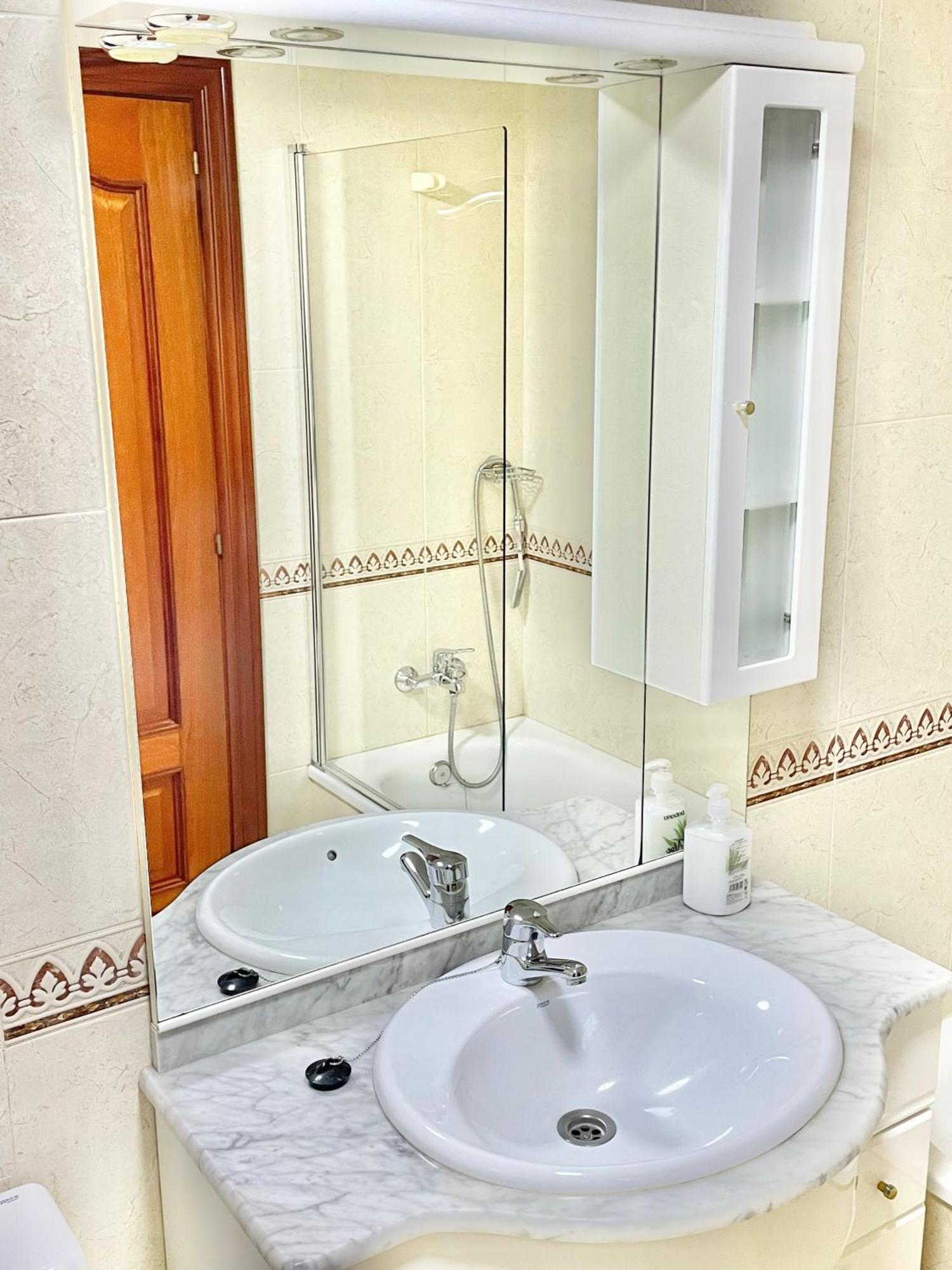Apartamento Casa Lur Wifi Y Parking Privado Incluido Gijón Exterior foto